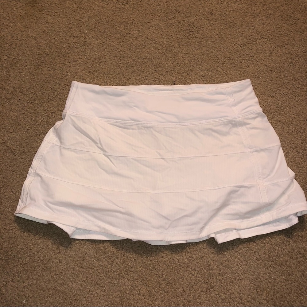 White Lululemon Pace Rival Skirt Size 6